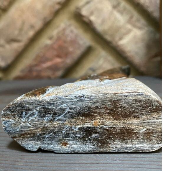 Vintage Hand carved R. Powers Signed Eskimo Inuit Soapstone Seal Sculpture - Picture 5 of 5